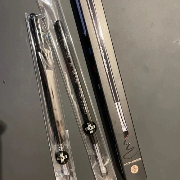 Eyeliner Brush Fine Angled - PRO Precision Eye Liner Makeup  Brush (E835 2piece) - Picture 6 of 9